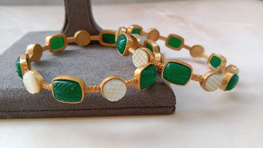 Emerald MOP Carved Stone Bangle