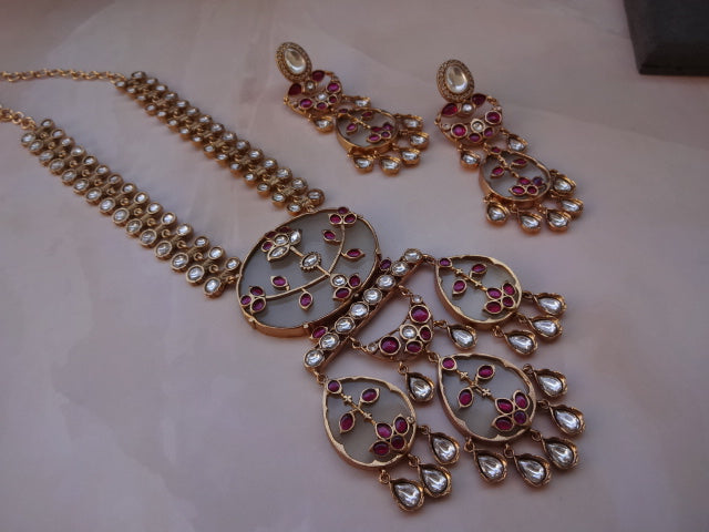 Gold plated Designer Kundan Set