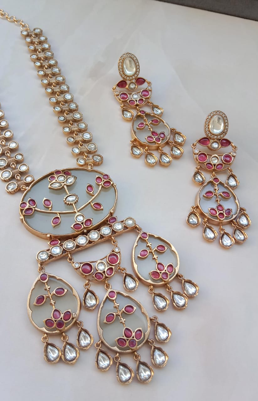 Gold plated Designer Kundan Set