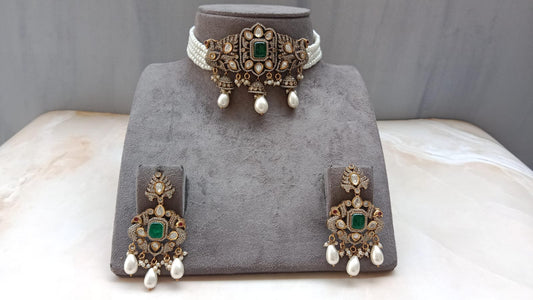 Emerald Choker Set