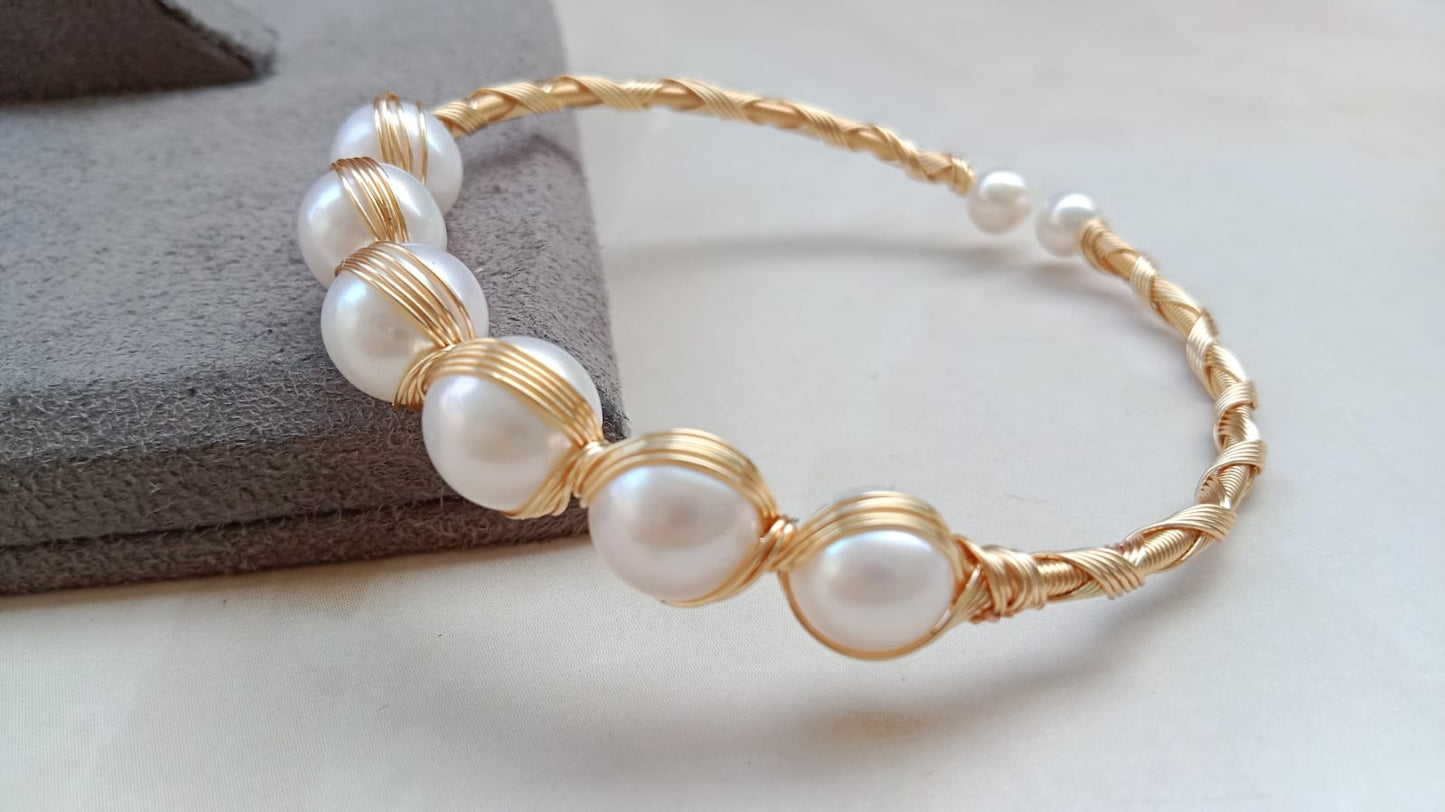 Pearl Bracelet