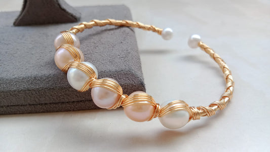 Pearl Bracelet