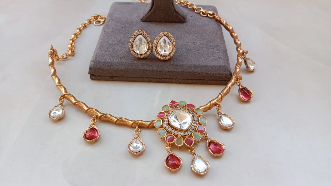 Delicate Polki Choker Set with Multi-Drop Stones
