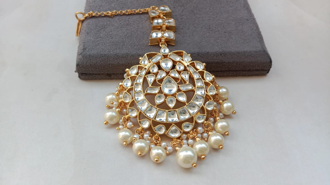 Golden Plated Tikka with Pearl Drop