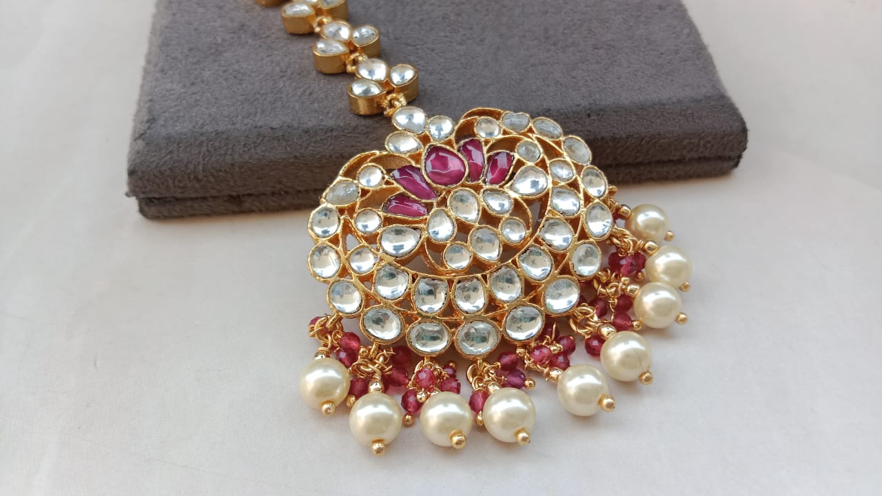 Golden Plated Tikka with Pearl Drop