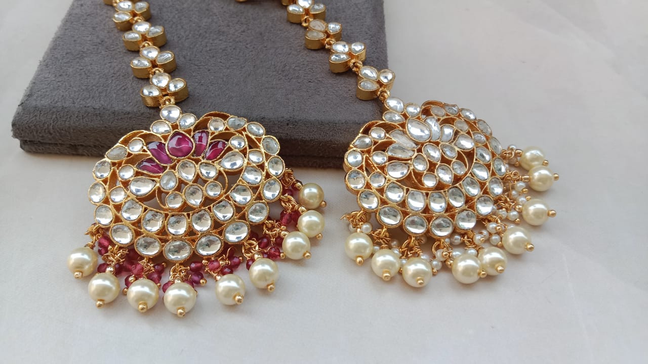 Golden Plated Tikka with Pearl Drop