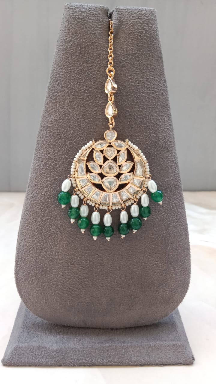Polki Diamond Stone Tikka with Green Bead Hangings
