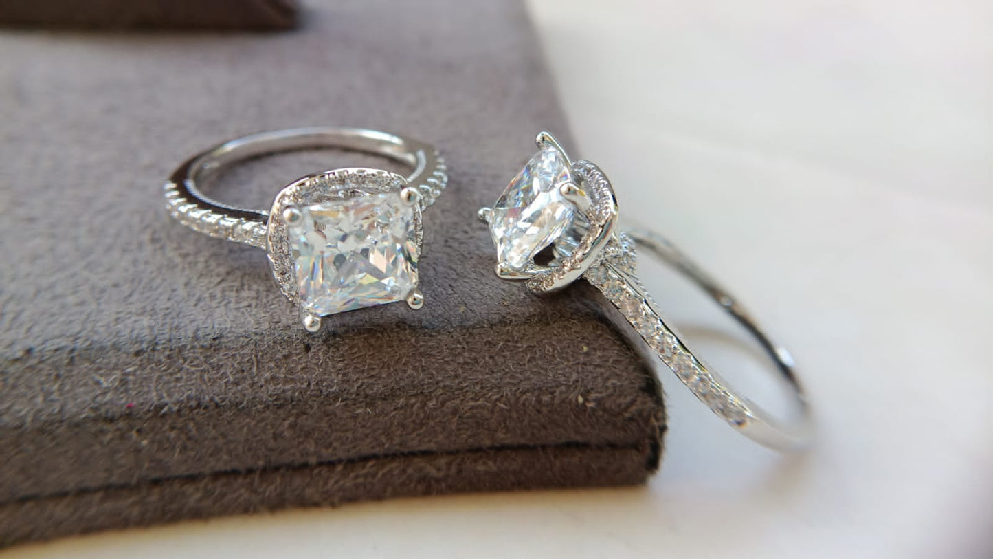 Elegant AD Ring with Center Diamond Stone