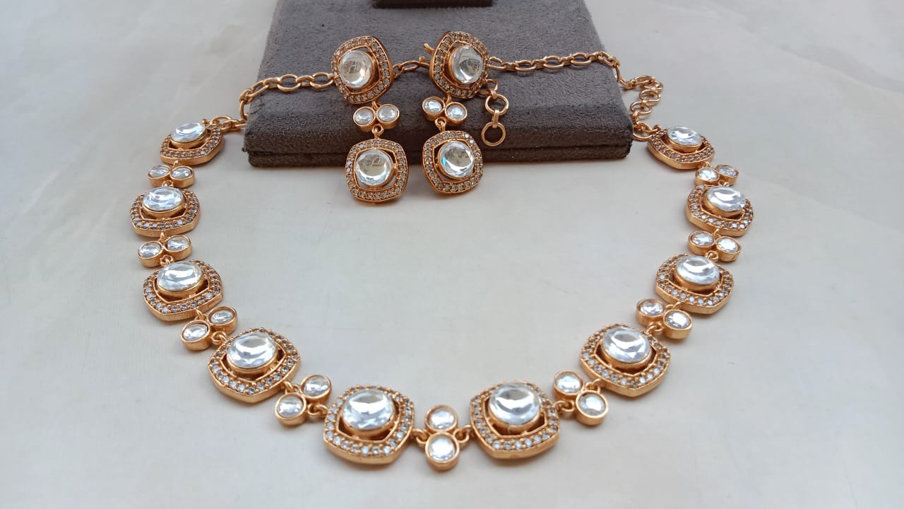 Classic Polki Radiance Necklace Set
