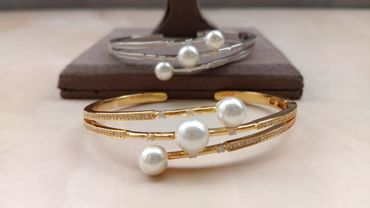 AD openable Bracelet – Gold & Rodium Plated