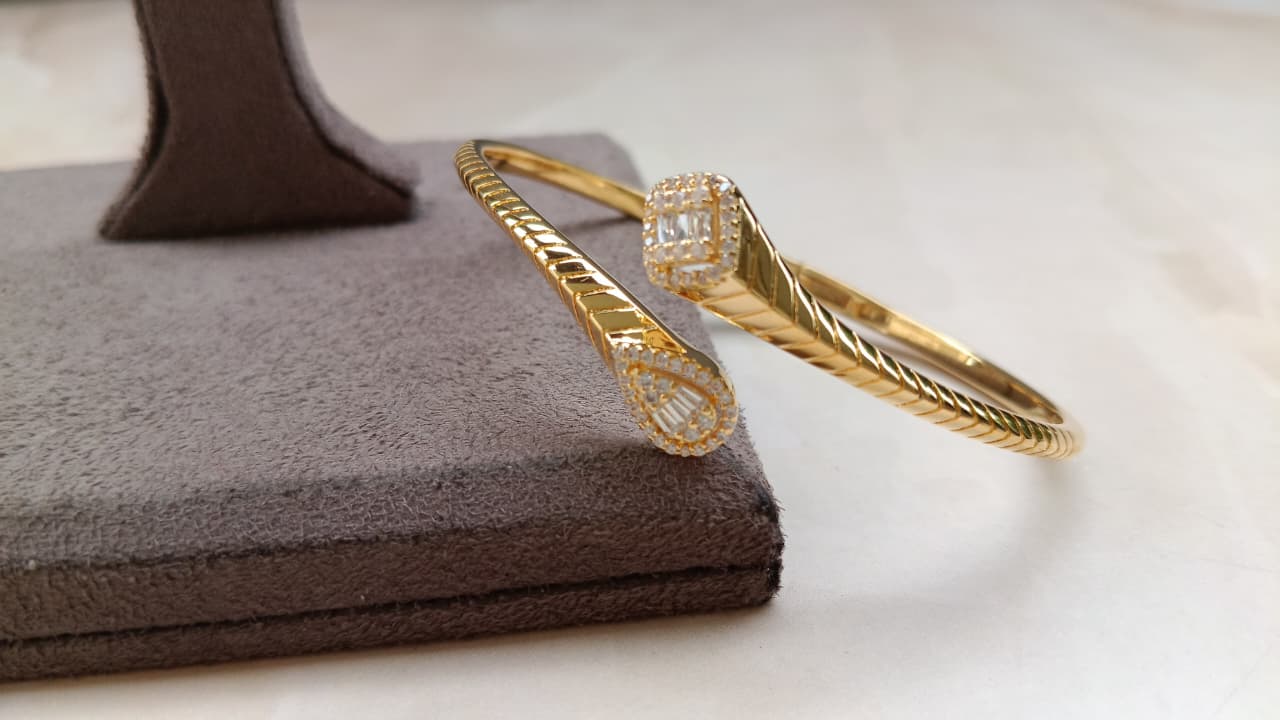 AD Adjustable Bracelet – Gold & Rhodium Plated