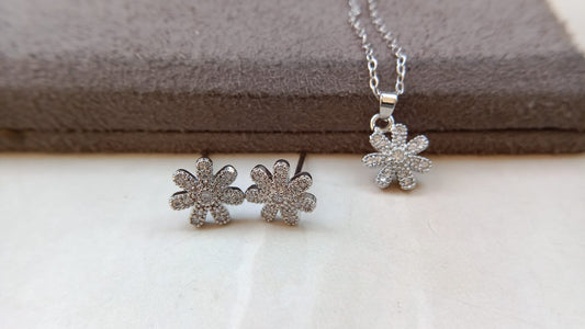 Sparkle Blossom AD Pendant & Earrings Set