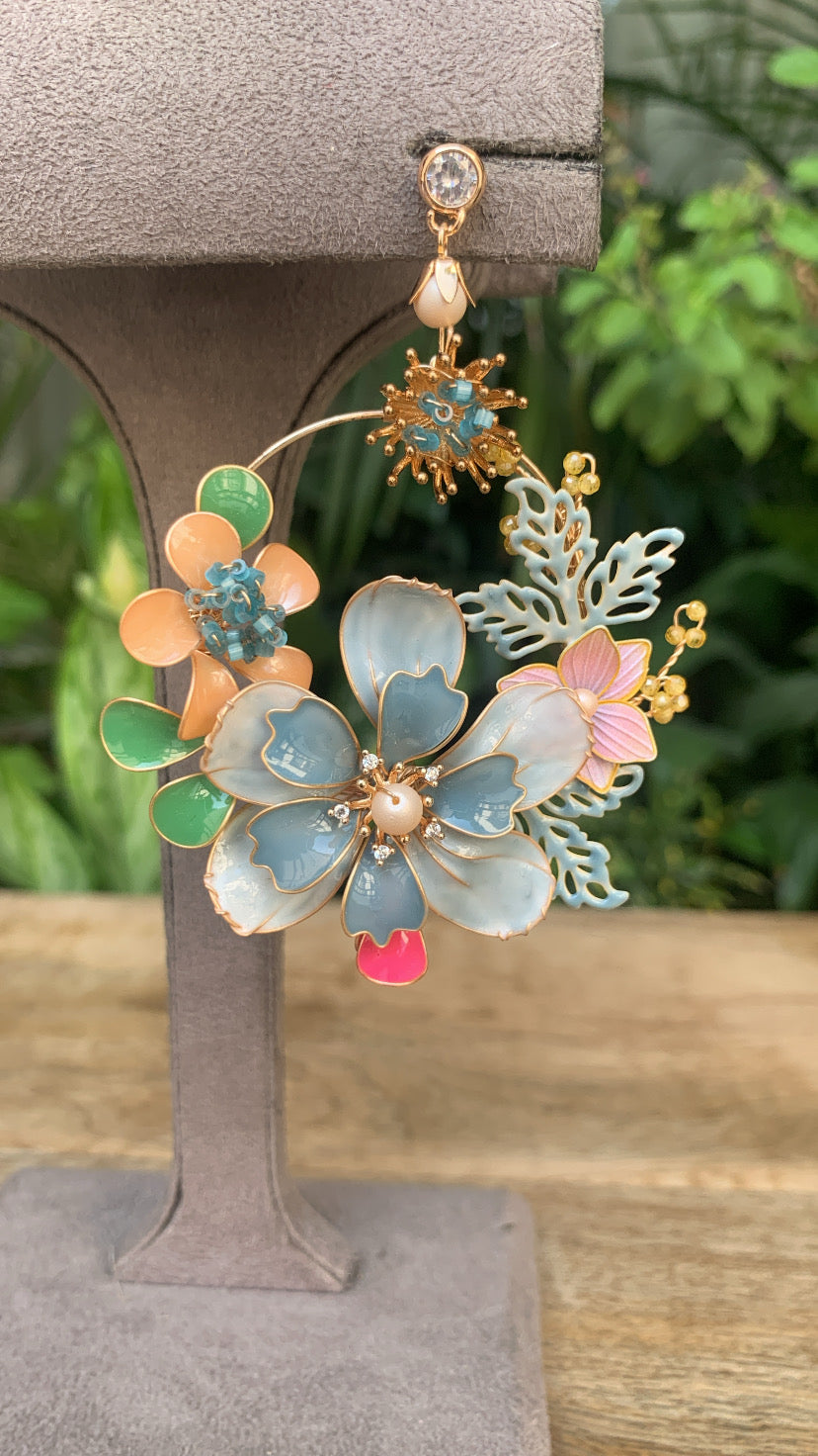 Blue & Peach Floral Jewellery with Flower Design