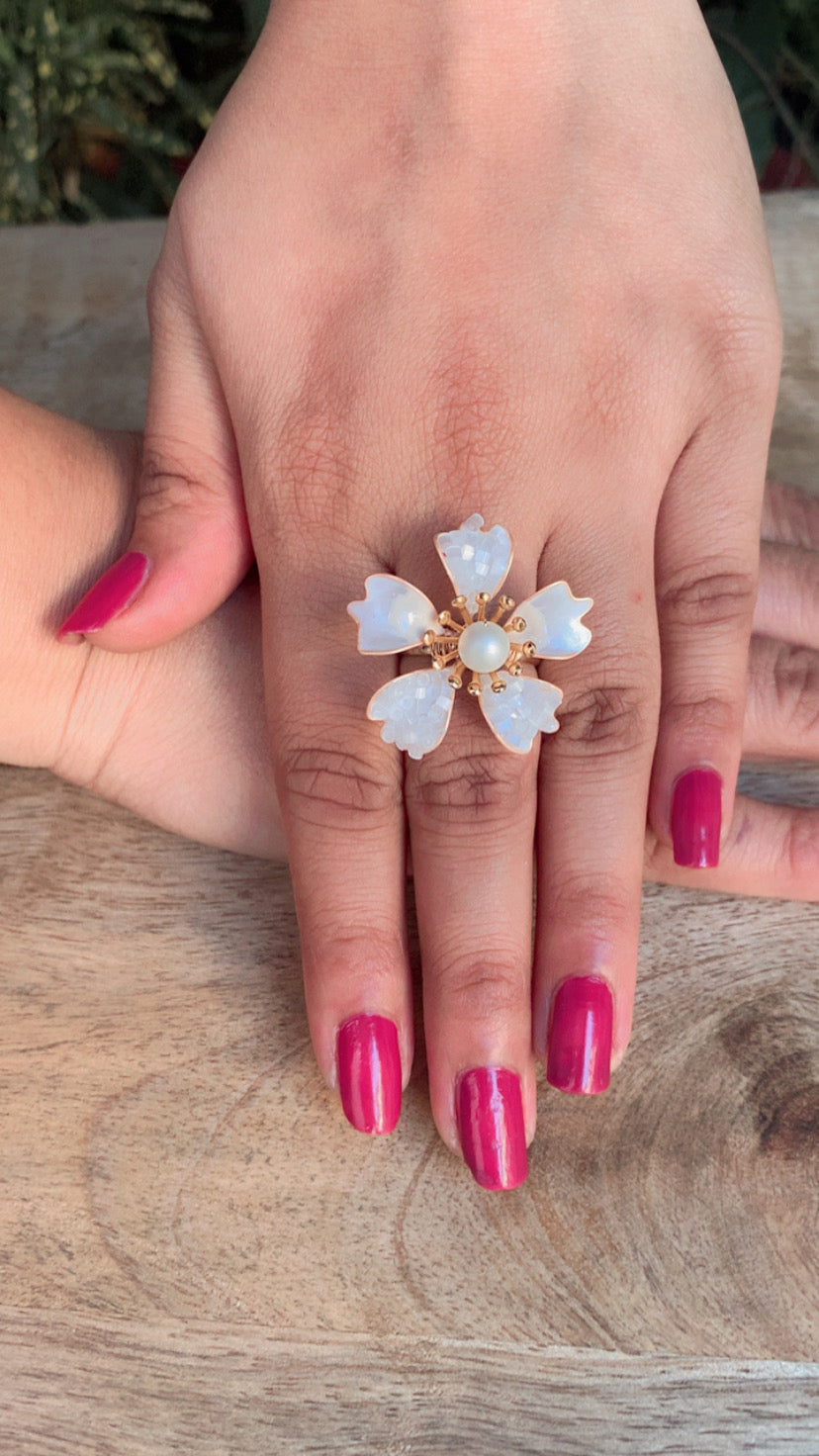 Golden White Pearl Floral Ring
