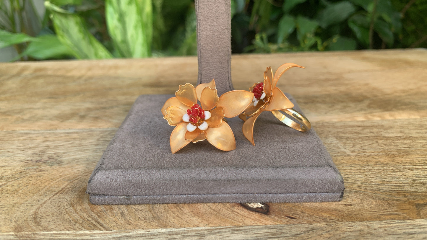 Floral Jewellery Golden Ring