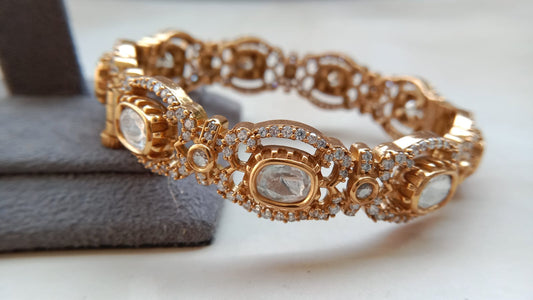 Elegant Openable Gold-Tone Bracelet with Oval Stone Detailing